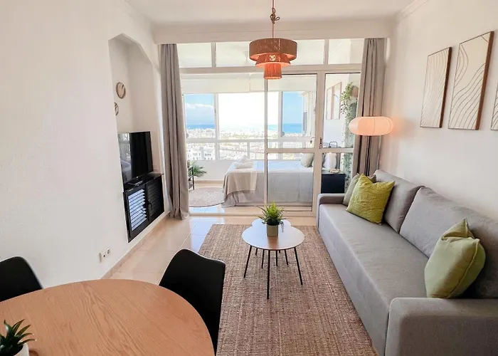 Cozy Flat With Sea Views La Torre