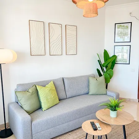 Daire Cozy Flat With Sea Views La Torre